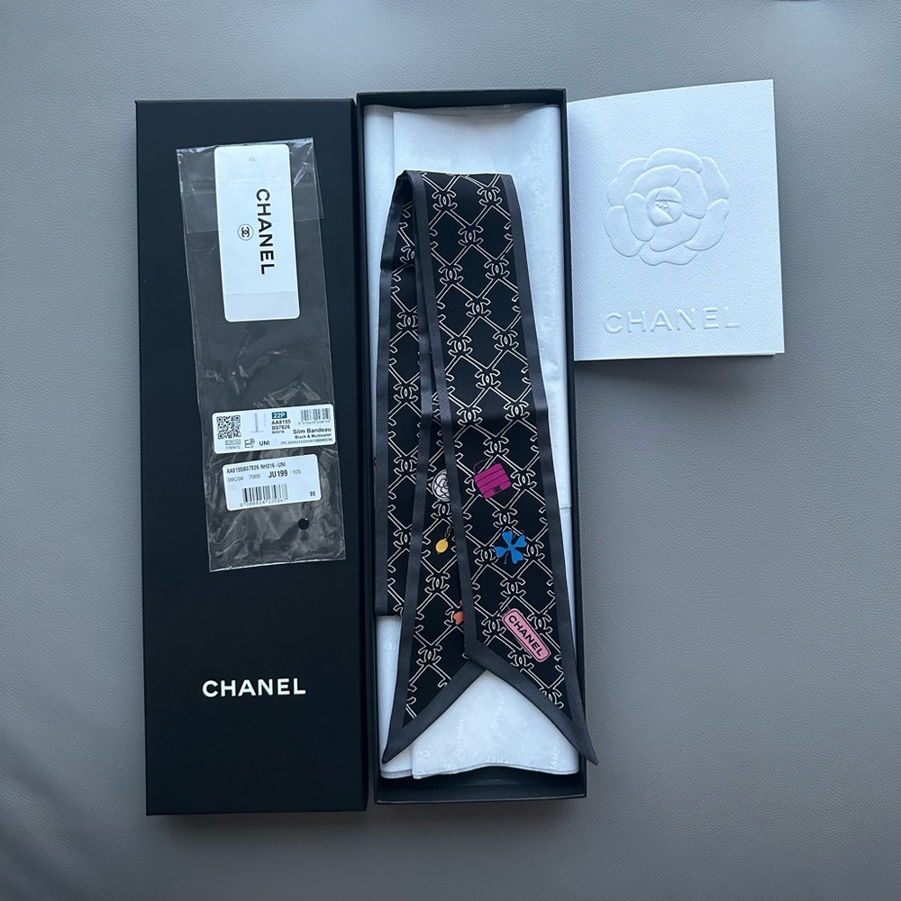 Chanel 22P Twilly
